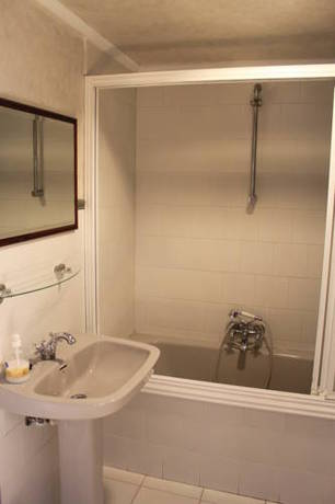 Imagen de la habitación del Hotel Iacobus. Foto 10