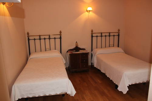 Imagen de la habitación del Hotel Iacobus. Foto 12