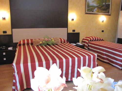 Imagen de la habitación del Hotel Iacone. Foto 11