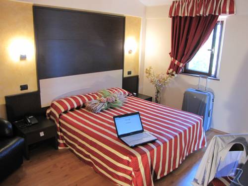 Imagen de la habitación del Hotel Iacone. Foto 12