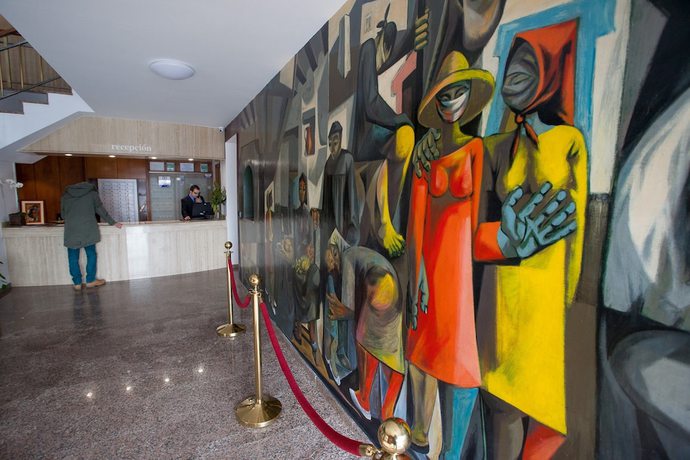 Imagen de los interiores del Hotel Ínsula Barataria. Foto 10