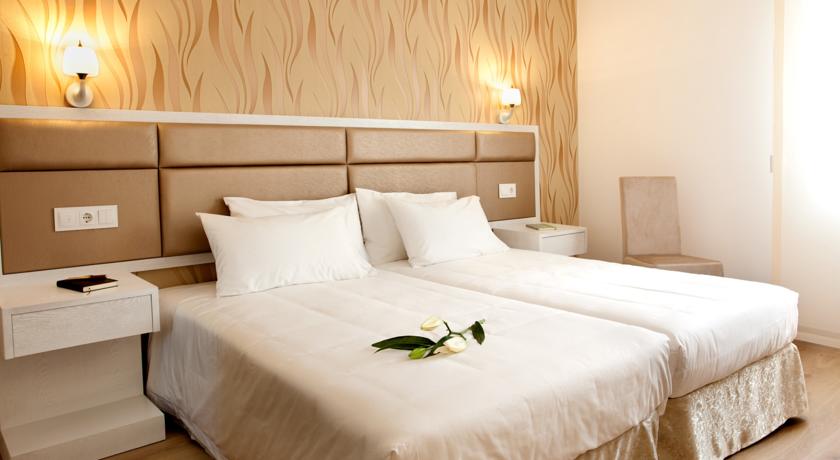 Imagen de la habitación del Hotel Ínsula Barataria. Foto 4