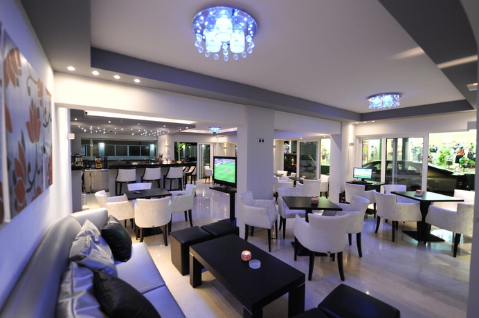 Imagen del bar/restaurante del Hotel Ialysos City. Foto 2