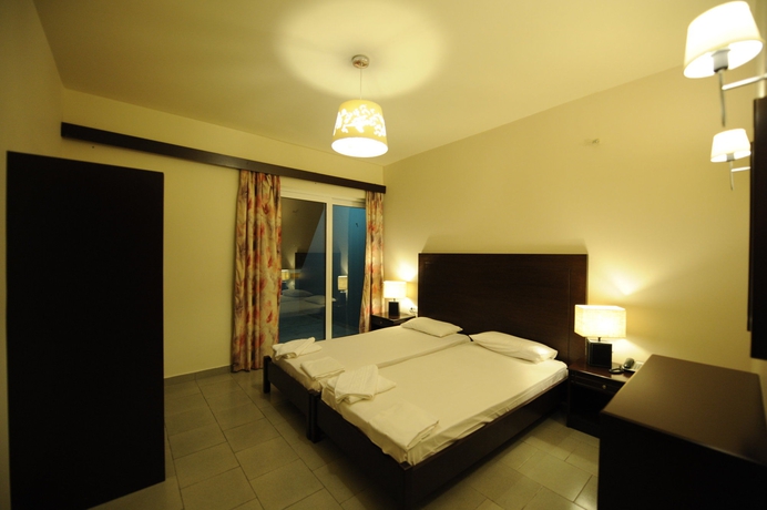 Imagen de la habitación del Hotel Ialysos City. Foto 6