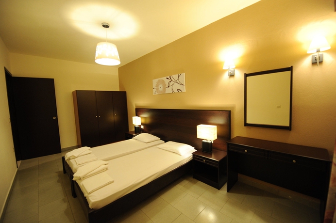 Imagen de la habitación del Hotel Ialysos City. Foto 7