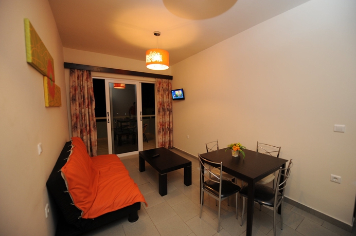Imagen de la habitación del Hotel Ialysos City. Foto 8