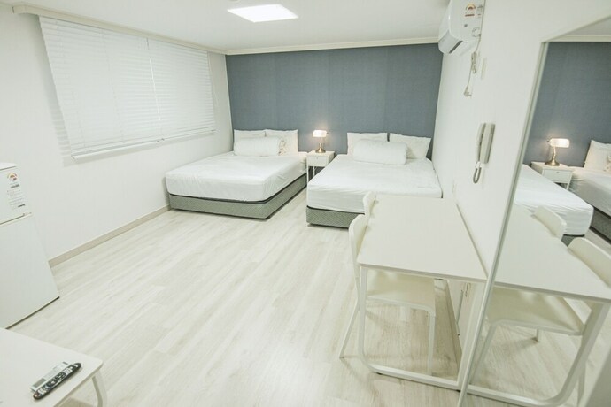 Imagen de la habitación del Hotel Iam Residence. Foto 9