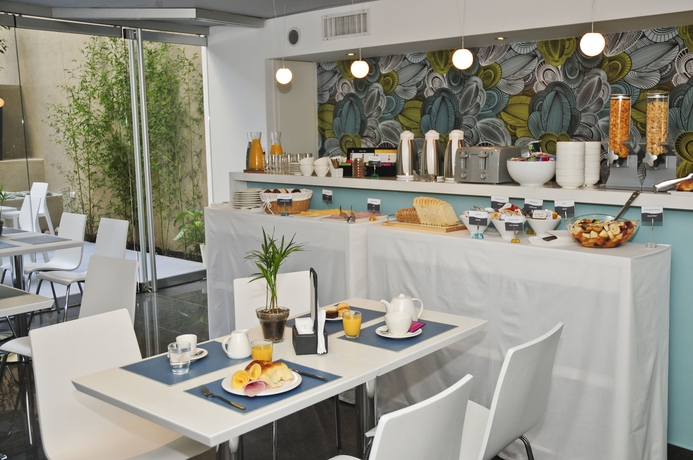 Imagen del bar/restaurante del Hotel Ian. Foto 8