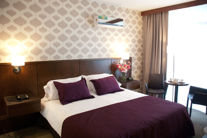 Imagen de la habitación del Hotel Ian. Foto 13