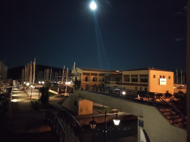 Imagen general del Hotel Ianos Bay. Foto 5