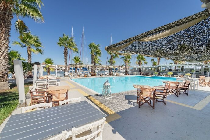 Imagen general del Hotel Ianos Bay. Foto 10