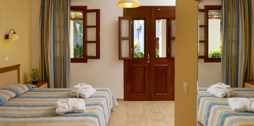 Imagen de la habitación del Hotel Iapetos Village. Foto 11