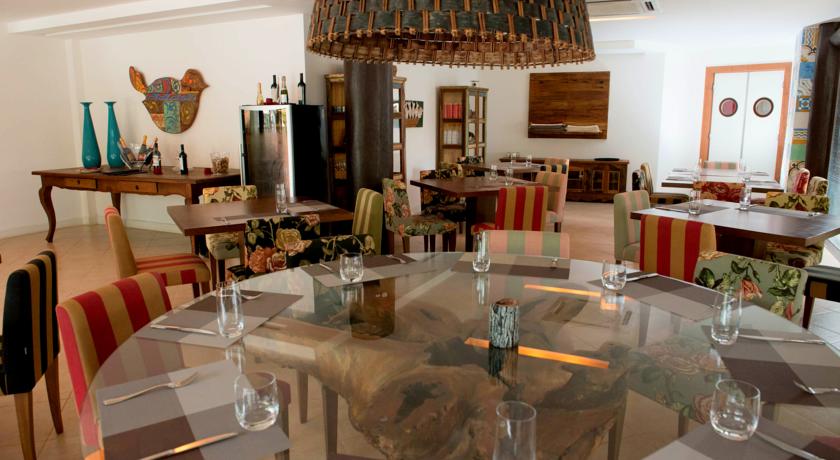 Imagen general del Hotel Iara Beach. Foto 12