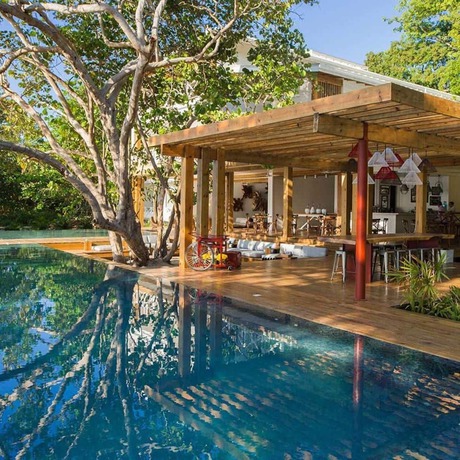 Imagen de la piscina del Hotel Ibagari Boutique. Foto 12