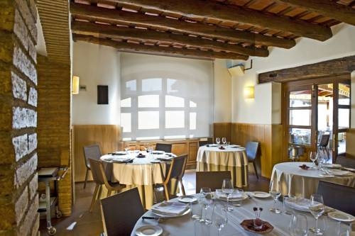 Imagen general del Hotel Ibai Osteria. Foto 8