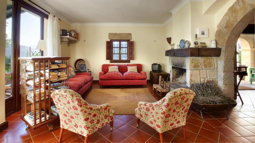 Imagen de los interiores del Hotel Ibarra. Foto 7