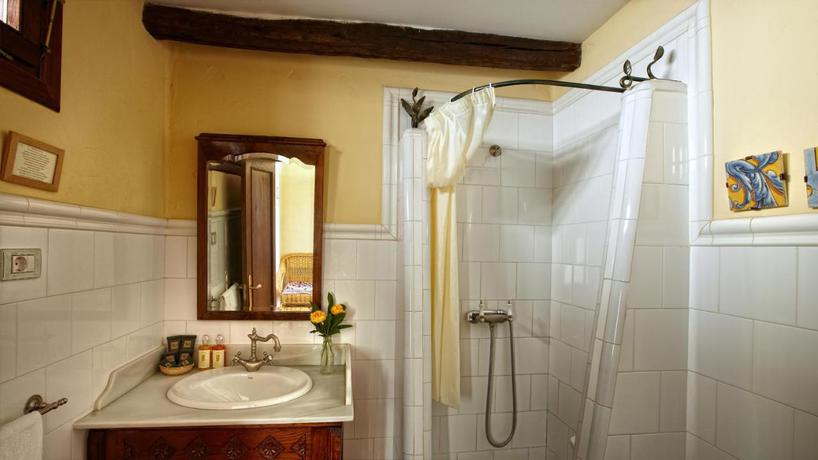 Imagen de la habitación del Hotel Ibarra. Foto 4