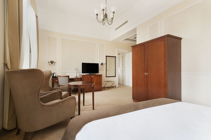 Imagen de la habitación del Hotel Ibb Grand Lublin. Foto 6