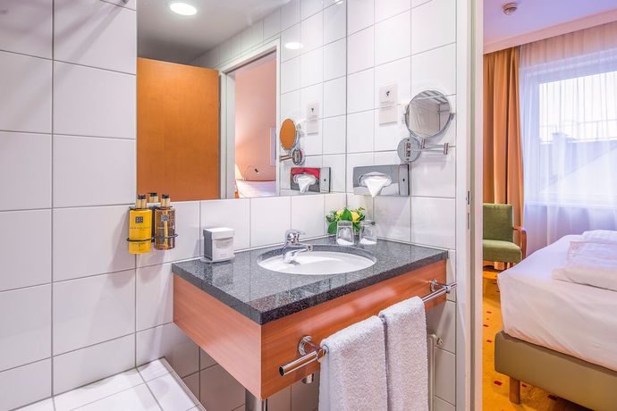 Imagen de la habitación del Hotel Ibercity Wien Schönbrunn. Foto 16