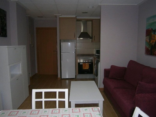 Imagen de la habitación del Hotel Iberflat Apartamentos Avenida Almazora 12. Foto 9