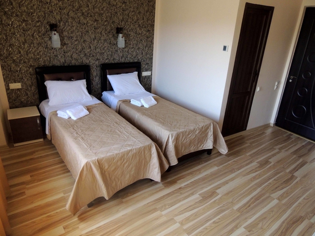 Imagen de la habitación del Hotel Iberia, Batumi. Foto 4