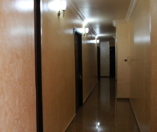 Imagen de los interiores del Hotel Iberia, Batumi. Foto 19