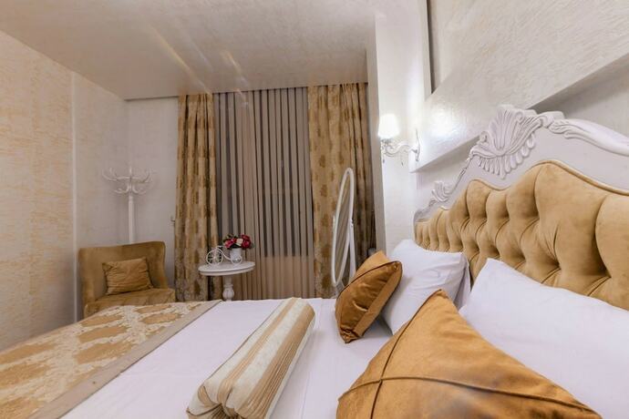 Imagen de la habitación del Hotel Iberia Palace. Foto 11