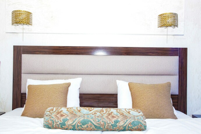 Imagen general del Hotel Iberia Palace. Foto 2