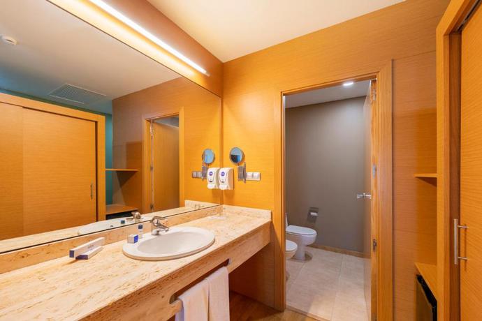 Imagen de la habitación del Hotel Iberik Balneario Augas Santas. Foto 4