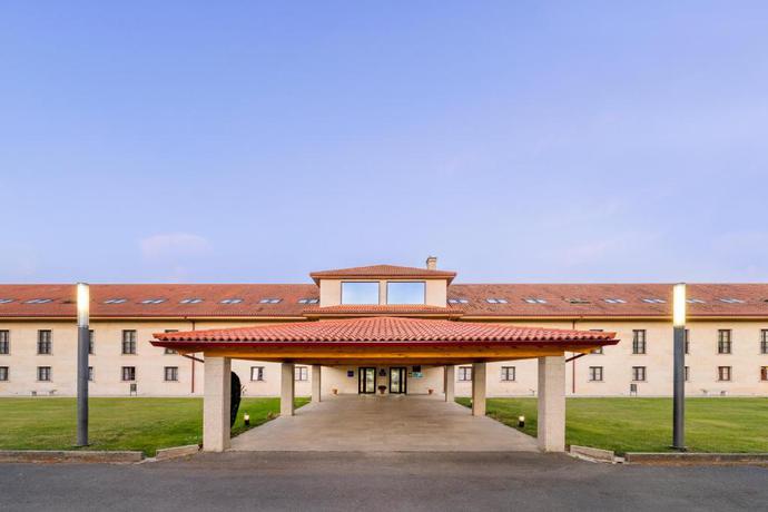 Imagen de los exteriores del Hotel Iberik Balneario Augas Santas. Foto 10