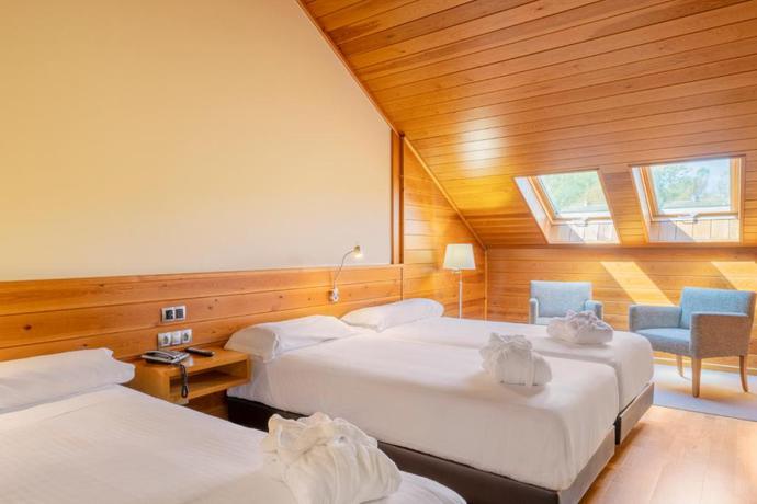 Imagen de la habitación del Hotel Iberik Balneario Augas Santas. Foto 7