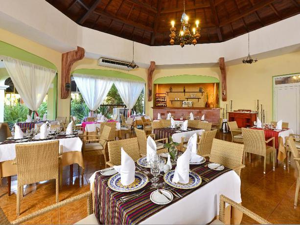 Imagen del bar/restaurante del Hotel Iberostar Daiquiri. Foto 8