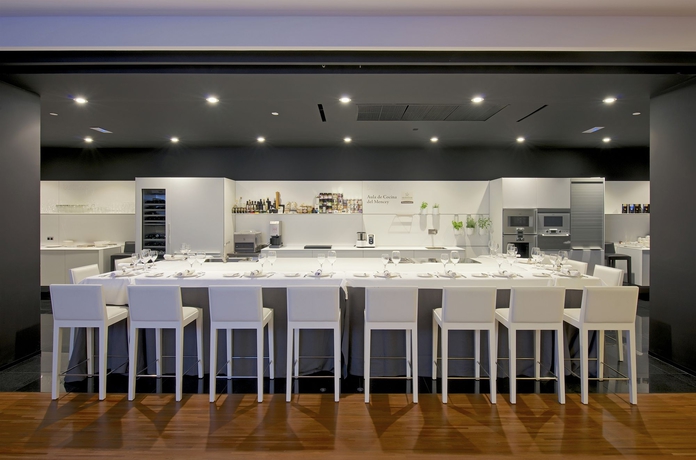 Imagen del bar/restaurante del Hotel Iberostar Heritage Grand Mencey. Foto 5