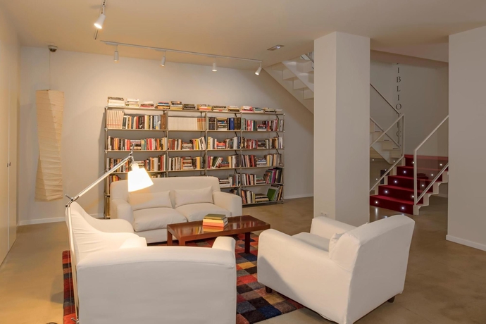 Imagen de los interiores del Hotel Iberostar Las Letras Gran Via. Foto 9