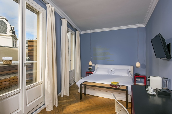 Imagen de la habitación del Hotel Iberostar Las Letras Gran Via. Foto 3