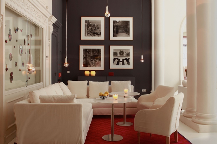 Imagen de los interiores del Hotel Iberostar Las Letras Gran Via. Foto 13