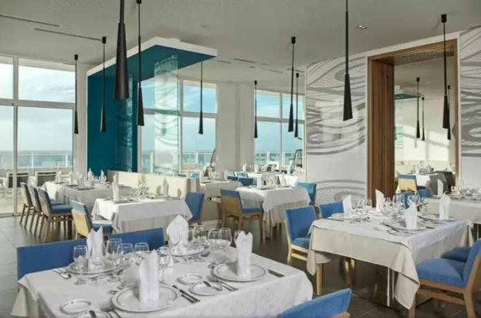 Imagen del bar/restaurante del Hotel Iberostar Origin Bella Vista Varadero. Foto 9