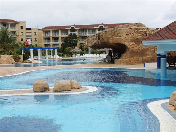 Imagen general del Hotel Iberostar Origin Laguna Azul. Foto 9