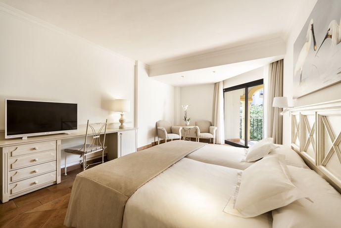 Imagen de la habitación del Hotel Iberostar Selection Andalucía Playa. Foto 3