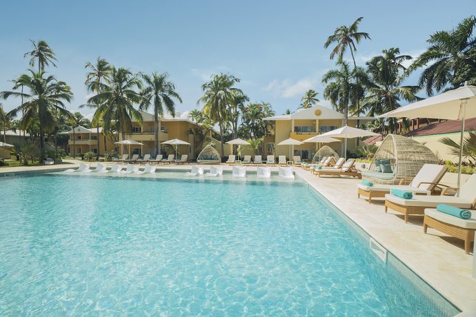 Imagen de la piscina del Hotel Iberostar Selection Coral Bávaro - All Inclusive. Foto 16