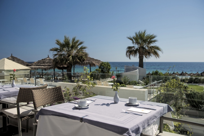 Imagen del bar/restaurante del Hotel Iberostar Selection Diar El Andalus. Foto 3