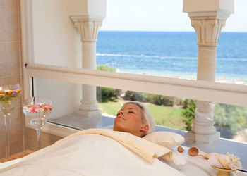 Imagen de la piscina del Hotel Iberostar Selection Kantaoui Bay. Foto 13