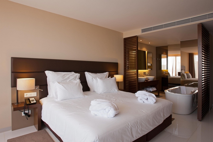 Imagen de la habitación del Hotel Iberostar Selection Lagos Algarve. Foto 5