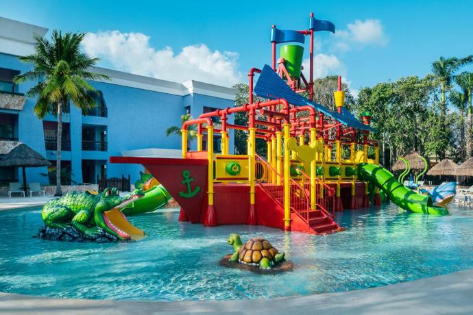 Imagen de la piscina del Hotel Iberostar Selection Para&iacute;so Lindo - All Inclusive. Foto 15