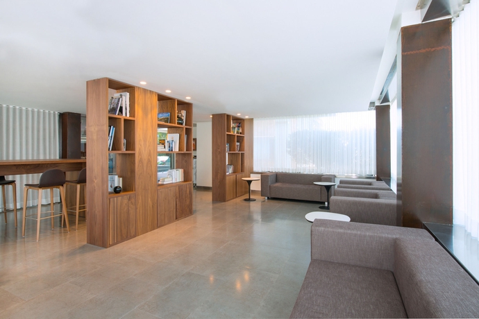 Imagen de los interiores del Hotel Iberostar Selection Playa de Muro Village. Foto 9