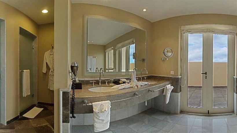 Imagen de la habitación del Hotel Iberostar Selection Rose Hall Suites. Foto 5