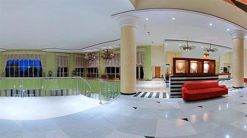 Imagen de los interiores del Hotel Iberostar Selection Rose Hall Suites. Foto 15