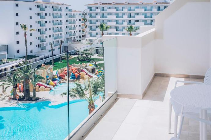 Imagen general del Hotel Iberostar Waves Alcudia Park. Foto 4