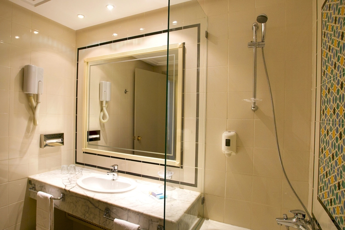 Imagen de la habitación del Hotel Iberostar Waves Averroes. Foto 2