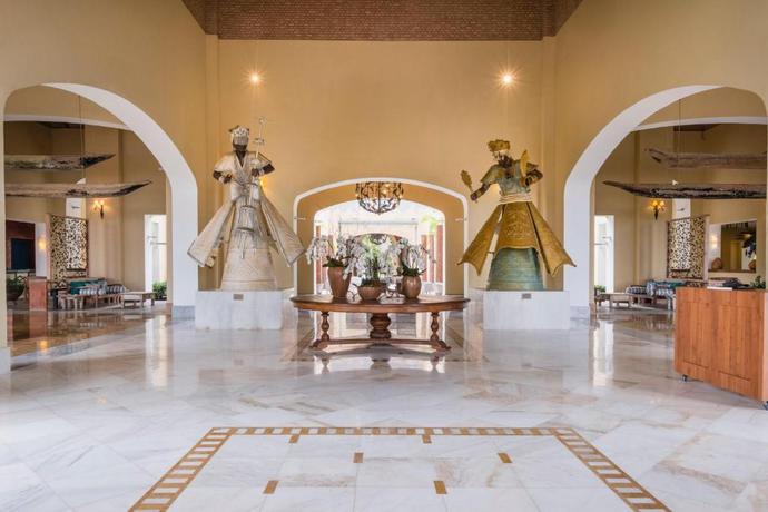 Imagen general del Hotel Iberostar Waves Bahia. Foto 15